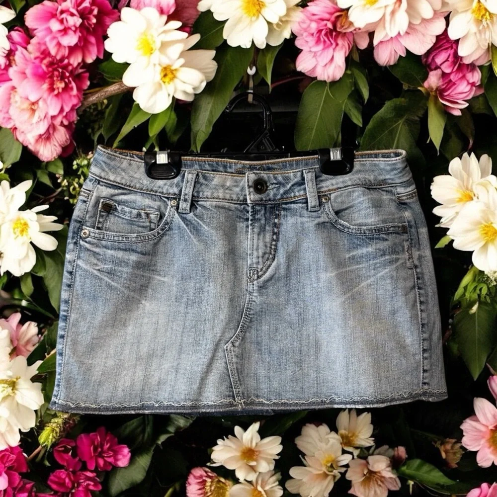Silver Jeans Ravi Denim Mini Skirt - Picture 3 of 13